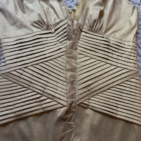 Nicole Miller Gold Ruched Backless Dress - Picture 4 of 6